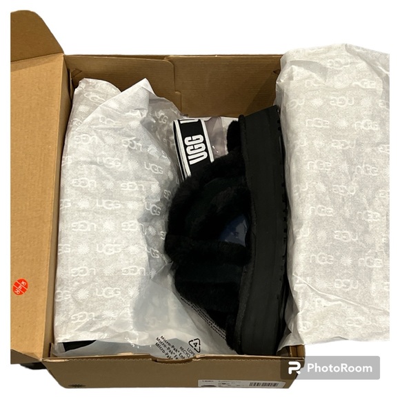 UGG women’s Disco Cross slide sandal backstrap black shearling 9 NEW NIB - Picture 2 of 3